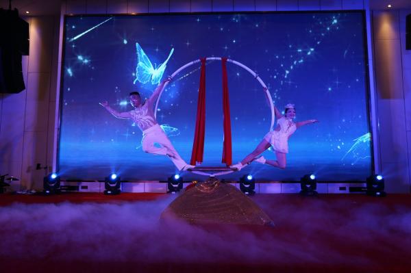 淺析如何找一家專業(yè)的四川演藝公司？